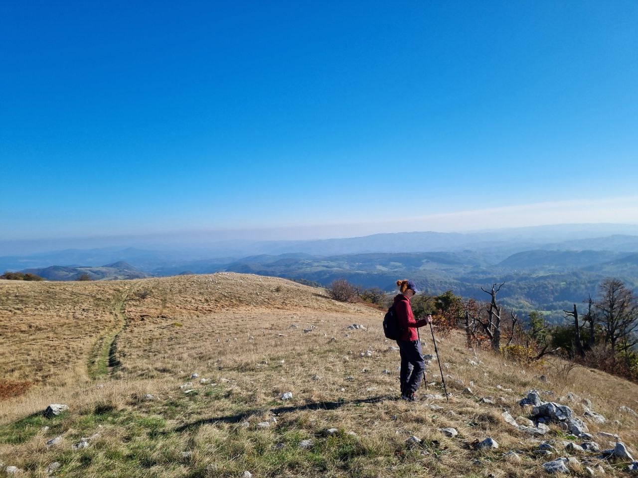 Autumn Povlen. Mid-Level Trekking
