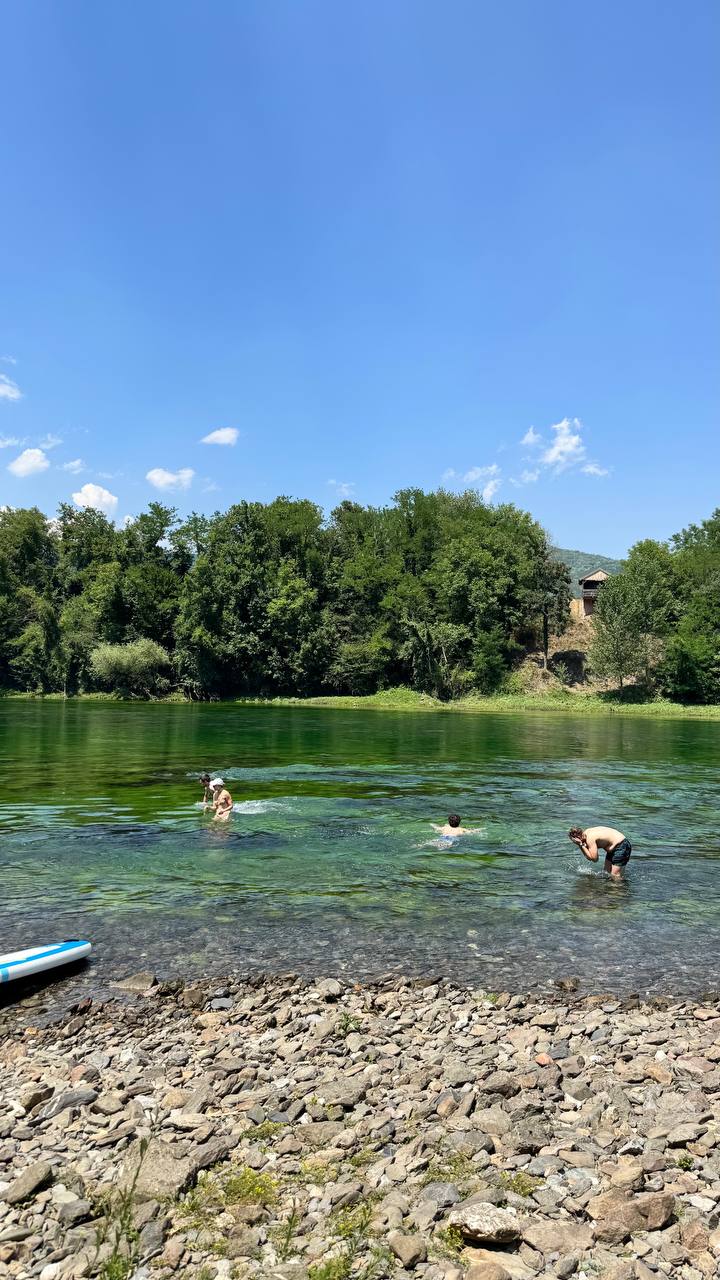 SUP and Kayaks on the Drina